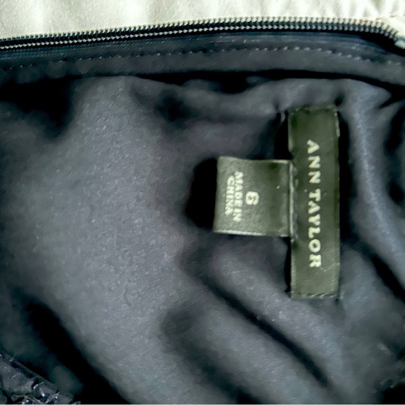 Ann Taylor Navy Blue Lace Dress Size 6 - Picture 8 of 9